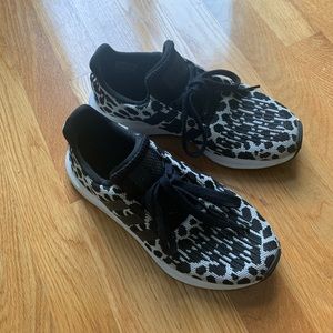 Adidas Swift Run Leopard